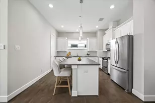 2619 Hutchins St, Houston, TX 77004 - Photo 18