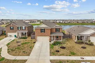 512 Maple Bnd Ln, La Marque, TX 77568 - Photo 2