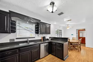 4407 Yosemite Dr, Pasadena, TX 77504 - Photo 18