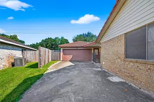 4407 Yosemite Dr, Pasadena, TX 77504 - Photo 2