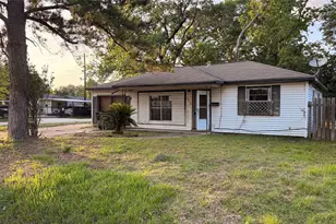 2918 Stallings Dr, Houston, TX 77088 - Photo 1