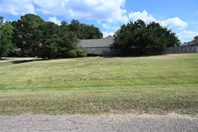 00000 West Shore Drive, Willis, TX 77318 - Photo 2