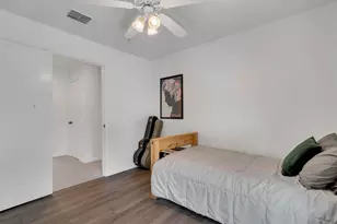 6134 Rena St, Houston, TX 77092 - Photo 34