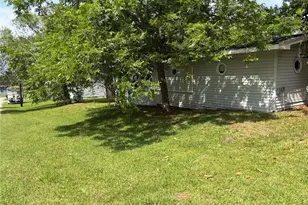 13724 Brigadier Dr, Willis, TX 77318 - Photo 2