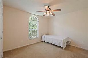 327 Holly Branch Ln, Kemah, TX 77565 - Photo 28