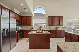 327 Holly Branch Ln, Kemah, TX 77565 - Photo 12
