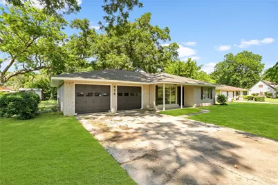 424 Southern Oaks Drive, Lake Jackson, TX 77566 - Photo 22
