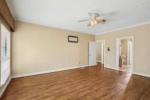 907 Remington Ct, Friendswood, TX 77546 - Photo 14