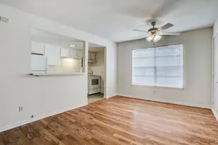 1624 Marshall St, Houston, TX 77006 - Photo 2