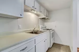 1624 Marshall St, Houston, TX 77006 - Photo 6