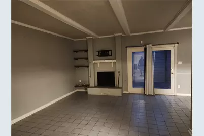 1404 Walnut Bend Lane #23, Houston, TX 77042 - Photo 2
