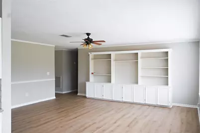 619 W Mahan Street, Richwood, TX 77531 - Photo 4