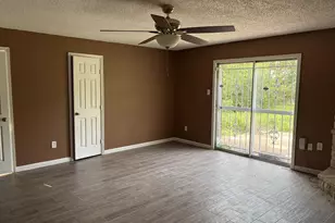 7635 Claiborne St, Houston, TX 77016 - Photo 6
