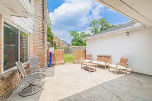 11622 Chetman Dr, Houston, TX 77065 - Photo 22