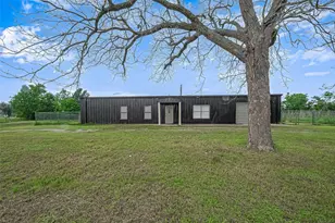 8017 Colorado St, Wharton, TX 77488 - Photo 4