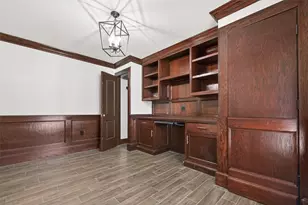 10054 Cedardale Dr, Houston, TX 77055 - Photo 38