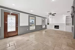 10054 Cedardale Dr, Houston, TX 77055 - Photo 4