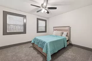 10054 Cedardale Dr, Houston, TX 77055 - Photo 26