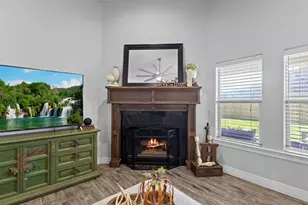 445 Bryant Blvd, Bridge City, TX 77611 - Photo 8