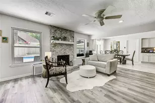 11715 Cypresswood Dr, Houston, TX 77070 - Photo 10