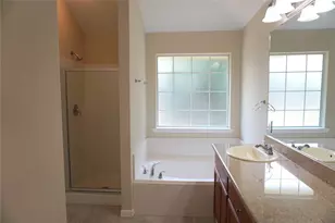 1810 Stephanie St, Brenham, TX 77833 - Photo 14