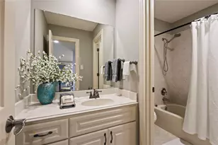 3855 Summer Manor Dr, League City, TX 77573 - Photo 34