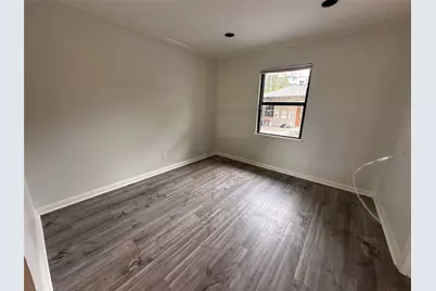 7735 Oak Vista Street, Houston, TX 77087 - Photo 8