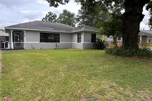 7735 Oak Vista St, Houston, TX 77087 - Photo 2