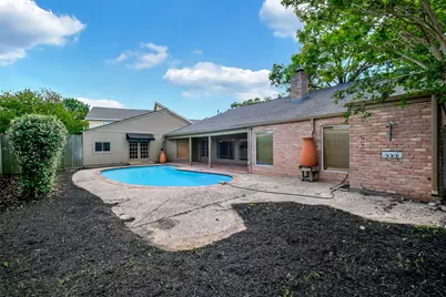 1319 E Brooklake Drive, Houston, TX 77077 - Photo 46