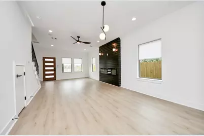3319 Caplin Street, Houston, TX 77026 - Photo 6