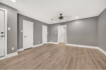 4513 Acacia, Bellaire, TX 77401 - Photo 28