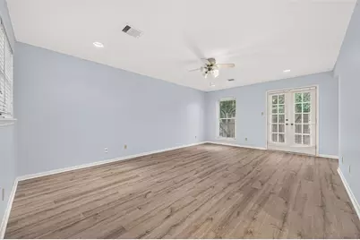 4513 Acacia, Bellaire, TX 77401 - Photo 34