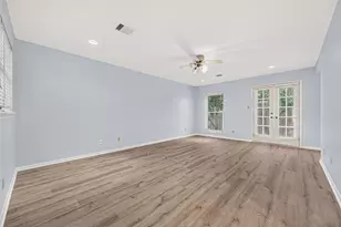 4513 Acacia, Bellaire, TX 77401 - Photo 34