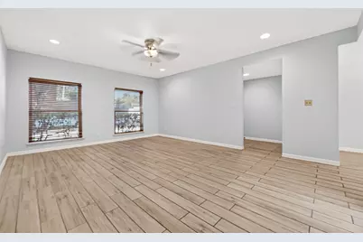 4513 Acacia, Bellaire, TX 77401 - Photo 8