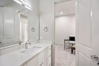 5229 Hillman Street #B, Houston, TX 77023 - Photo 30