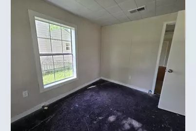 208 S 6th Street, Highlands, TX 77562 - Photo 8