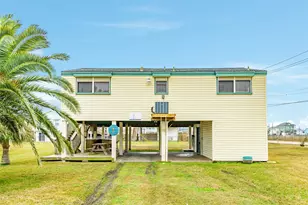 16725 Captain Bligh Rd, Jamaica Beach, TX 77554 - Photo 4