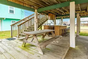 16725 Captain Bligh Rd, Jamaica Beach, TX 77554 - Photo 12