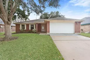 509 Teal Dr, Dickinson, TX 77539 - Photo 2