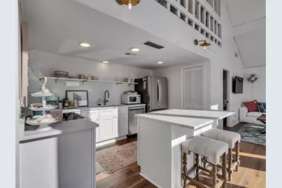 13839 Pirates Beach Boulevard, Galveston, TX 77554 - Photo 12