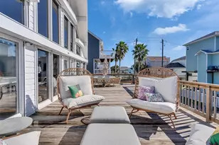 13839 Pirates Beach Blvd, Galveston, TX 77554 - Photo 36