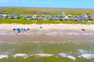 2619 Swan Ct, Surfside Beach, TX 77541 - Photo 4