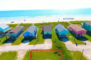 2619 Swan Ct, Surfside Beach, TX 77541 - Photo 2