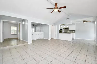 11214 Caribbean Lane, Houston, TX 77089 - Photo 18