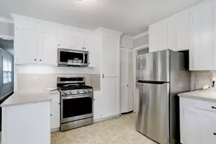 5217 Locust St, Bellaire, TX 77401 - Photo 6