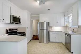 5217 Locust St, Bellaire, TX 77401 - Photo 4