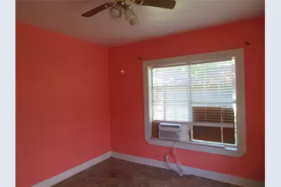 422 Mill Avenue, Conroe, TX 77301 - Photo 12