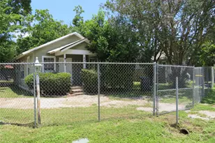 422 Mill Ave, Conroe, TX 77301 - Photo 20