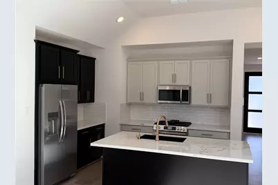 5111 Getty Lane, Iowa Colony, TX 77578 - Photo 4