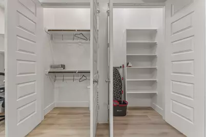 4229 Elmwood Street #B, Houston, TX 77051 - Photo 10